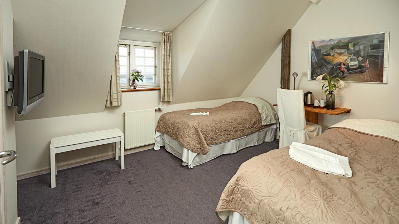 Slangerupgaard Bed and Breakfast Fakse Ladeplads Exterior foto